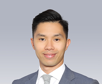 Derek Au 350 X 290.jpg