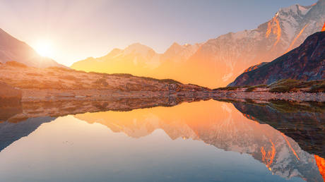 Investment expertise - sunrise.jpg